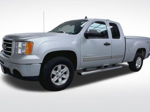 Used 2013 GMC Sierra 1500 SLE w/ Power Tech Package AWD/4WD image 4