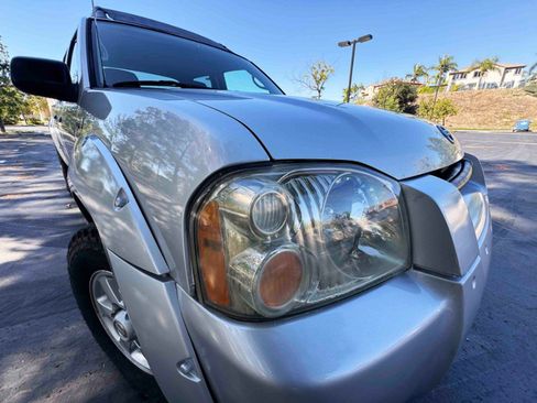 Used 2004 Nissan Frontier S/C image 12