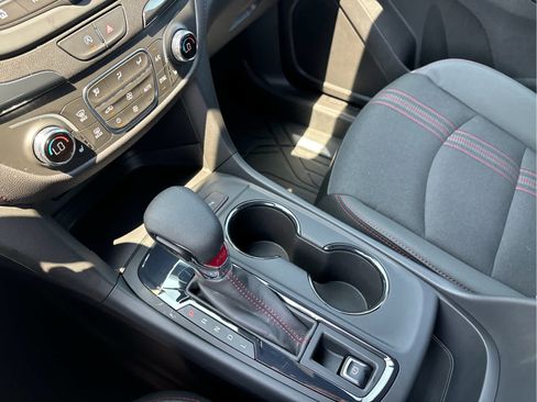 Certified 2024 Chevrolet Equinox RS w/ LPO, Floor Liner Package FWD image 16