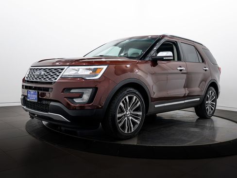 Used 2016 Ford Explorer Platinum AWD/4WD image 7