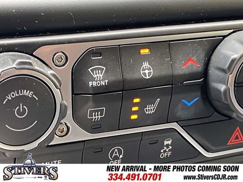 Used 2023 Jeep Wrangler Unlimited Sport AWD/4WD image 24
