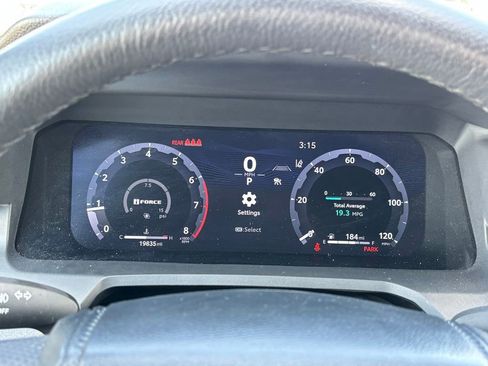 Used 2024 Toyota Tacoma TRD Off-Road AWD/4WD image 24