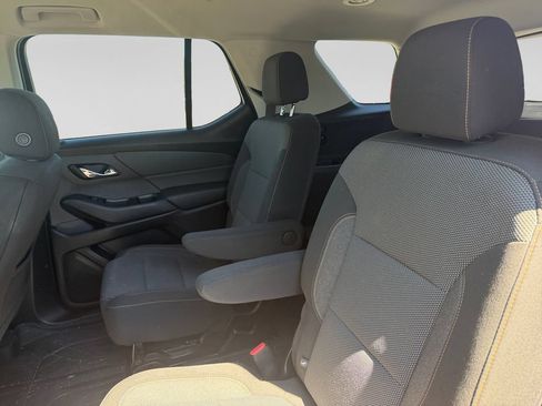 Used 2019 Chevrolet Traverse LT w/ LPO, Floor Liner Package AWD/4WD image 14