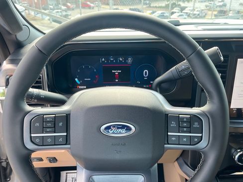 New 2026 Ford F250 Lariat w/ Tremor Off-Road Package AWD/4WD image 16