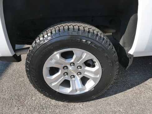 Used 2018 Chevrolet Silverado 1500 LT w/ All Star Edition AWD/4WD image 30