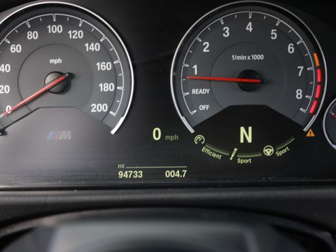 Used 2015 BMW M4 Convertible image 52