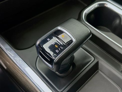 Used 2024 Chevrolet Silverado 1500 LT Trail Boss w/ Convenience Package II image 33