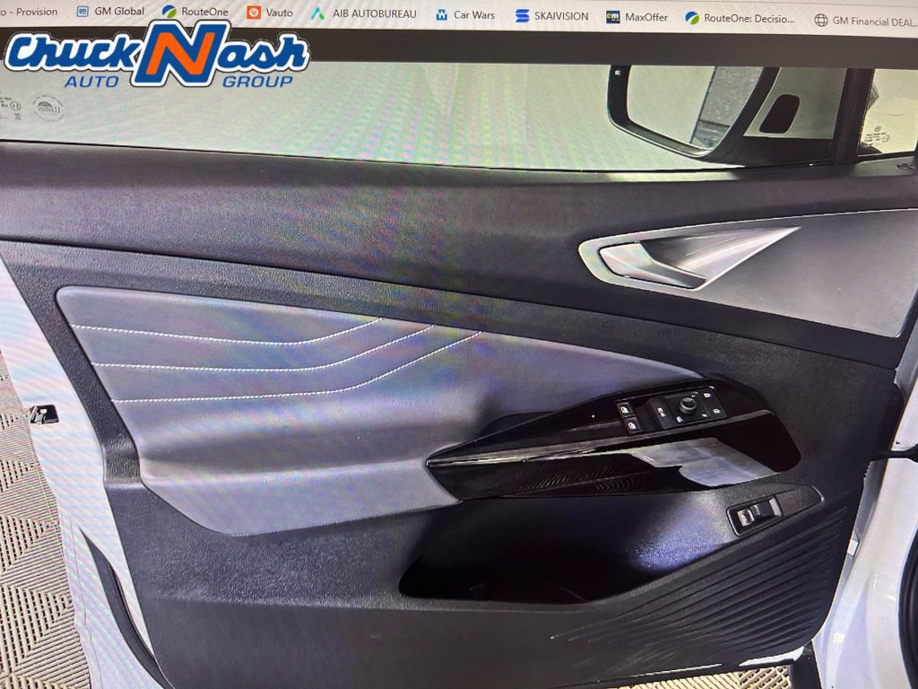 Used 2023 Volkswagen ID.4 Pro S RWD image 11