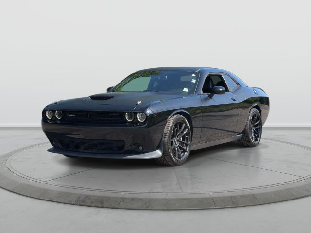 Used 2018 Dodge Challenger T/A RWD image 3