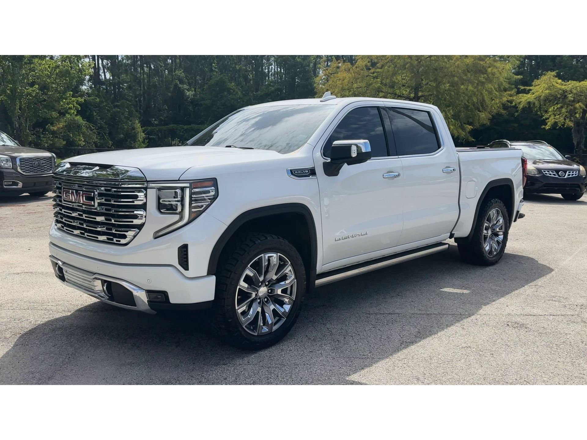 Certified 2024 GMC Sierra 1500 Denali w/ Denali Reserve Package AWD/4WD image 4