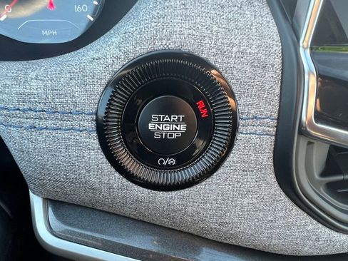 Used 2024 Jeep Compass Latitude w/ Convenience Group image 27