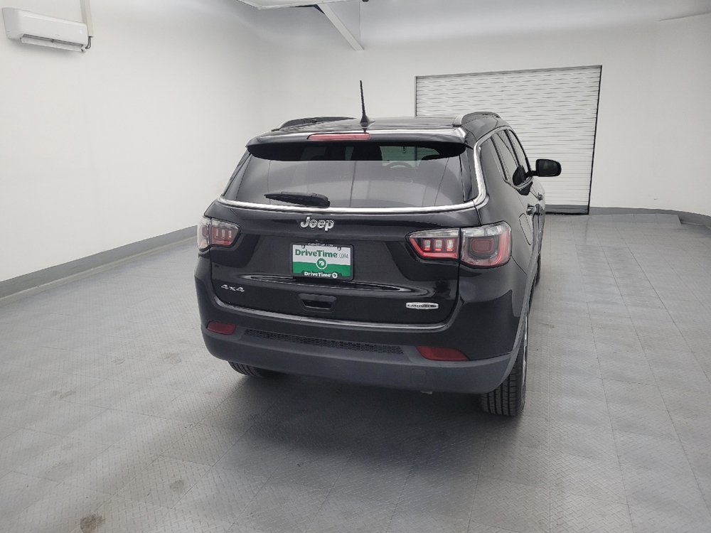 Used 2022 Jeep Compass Latitude w/ Sun and Sound Group AWD/4WD image 7