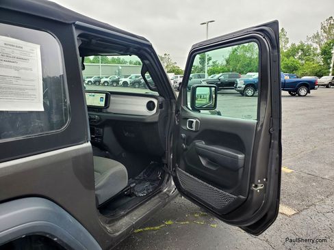 Used 2024 Jeep Wrangler Sport AWD/4WD image 35