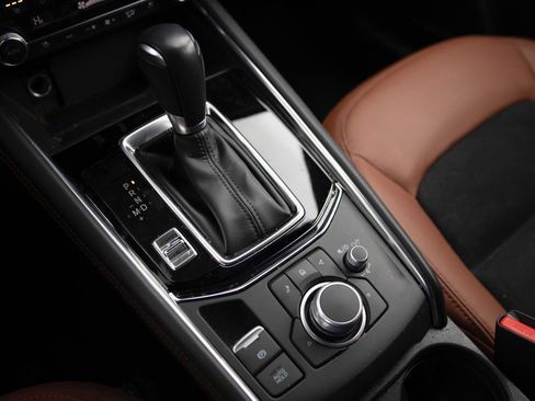 Used 2024 MAZDA CX-5 Carbon Edition image 9