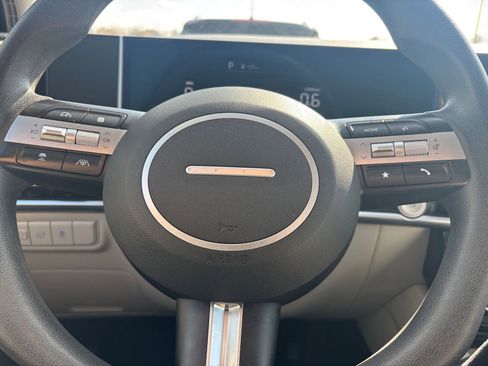 Used 2025 Hyundai Tucson SEL image 30