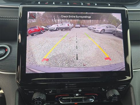 New 2025 Jeep Grand Cherokee Limited image 24