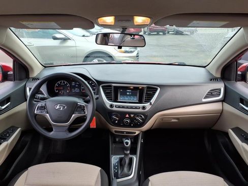 Used 2022 Hyundai Accent SE image 12