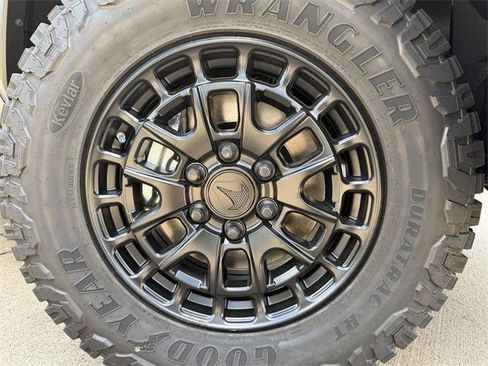 New 2026 Toyota Tundra SR5 AWD/4WD image 11