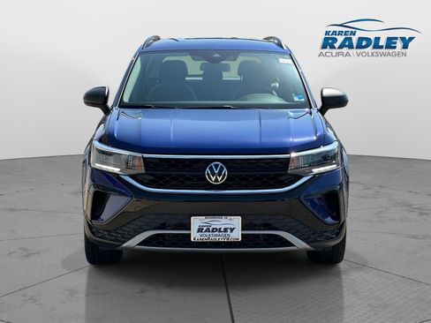 Certified 2022 Volkswagen Taos S AWD/4WD image 6
