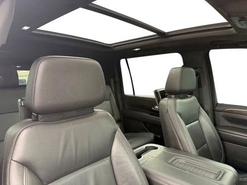 Used 2021 Chevrolet Suburban Z71 AWD/4WD image 27
