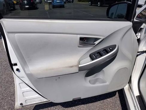 Used 2013 Toyota Prius One image 20