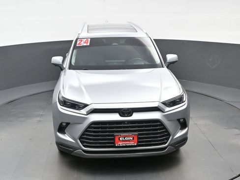 Used 2024 Toyota Grand Highlander AWD image 36