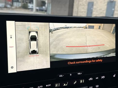 Used 2023 Subaru Solterra AWD image 18