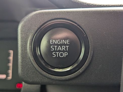 Used 2024 Toyota Tacoma SR5 AWD/4WD image 25
