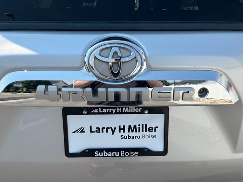 Used 2012 Toyota 4Runner SR5 RWD image 24