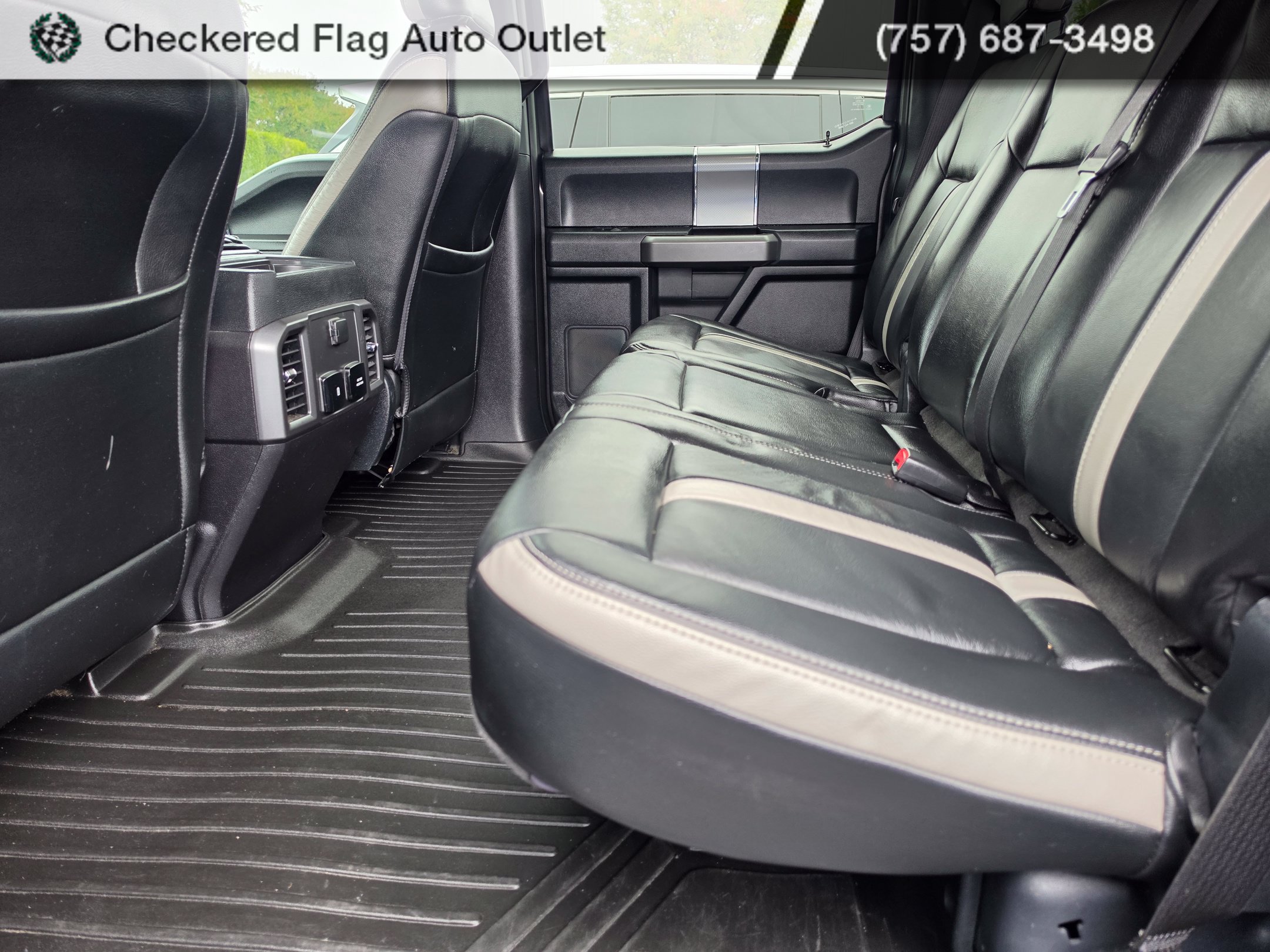 Used 2017 Ford F150 XLT w/ Equipment Group 302A Luxury AWD/4WD image 18
