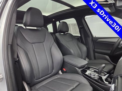 Used 2021 BMW X3 sDrive30i w/ Convenience Package image 11