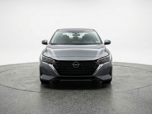 Used 2025 Nissan Sentra SV FWD image 2