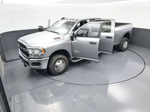 Used 2024 RAM 3500 Big Horn image 93