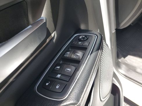Used 2021 RAM 1500 Rebel w/ Rebel Level 1 Equipment Group AWD/4WD image 18