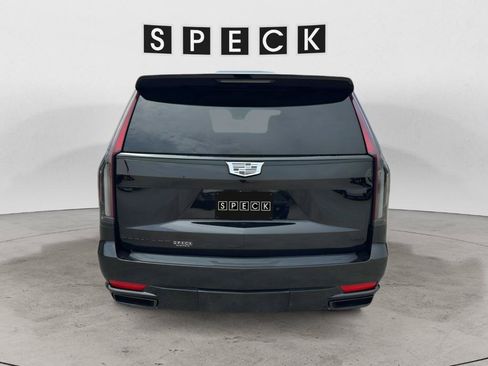 Used 2023 Cadillac Escalade Sport w/ LPO, ONYX Package AWD/4WD image 4