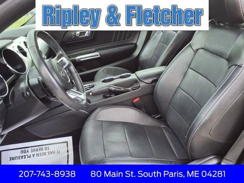 Used 2017 Ford Mustang Premium image 12