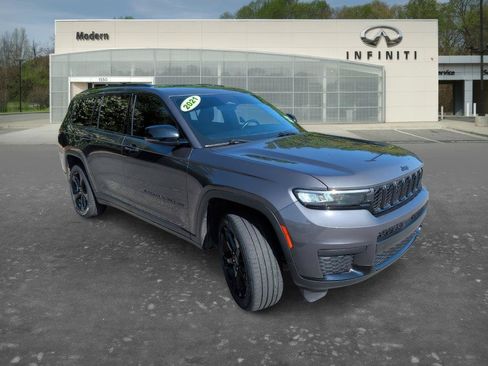 Used 2021 Jeep Grand Cherokee L Laredo AWD/4WD image 2