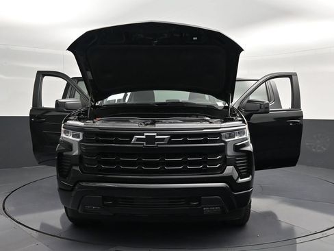 Used 2024 Chevrolet Silverado 1500 RST w/ Z71 Off-Road Package AWD/4WD image 30