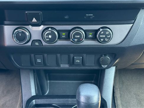 Used 2021 Toyota Tacoma SR w/ SR Convenience Package AWD/4WD image 26