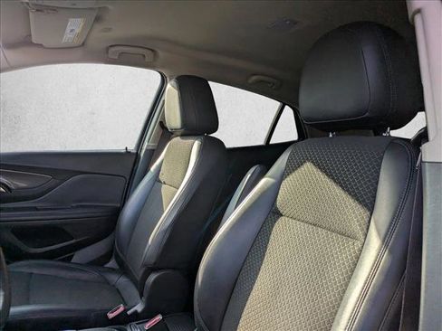 Used 2020 Buick Encore Preferred image 11