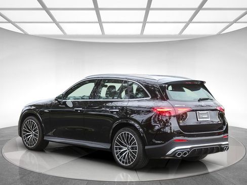 New 2026 Mercedes-Benz GLC 43 AMG 4MATIC image 2