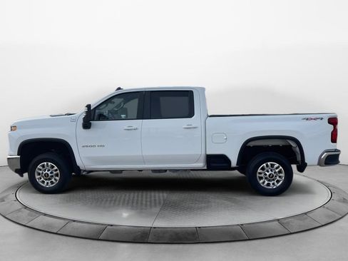 Used 2024 Chevrolet Silverado 2500 LT AWD/4WD image 8