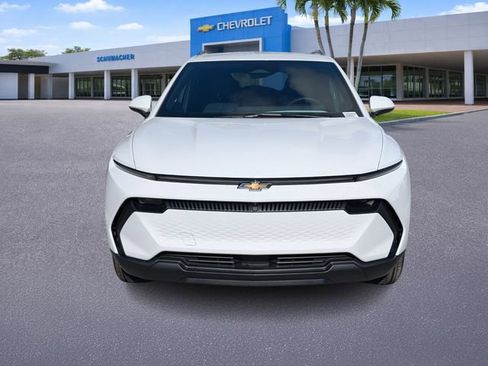 New 2026 Chevrolet Equinox EV LT FWD image 3