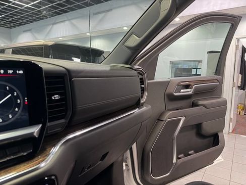 Used 2023 GMC Sierra 1500 Elevation AWD/4WD image 25
