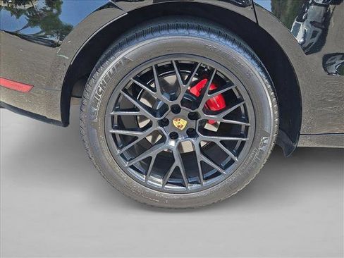 Used 2017 Porsche Macan GTS AWD/4WD image 23