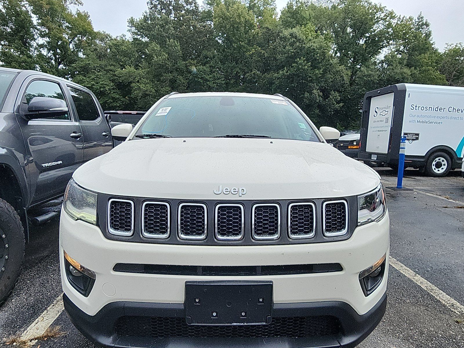 Used 2019 Jeep Compass Latitude w/ Popular Equipment Group AWD/4WD image 7