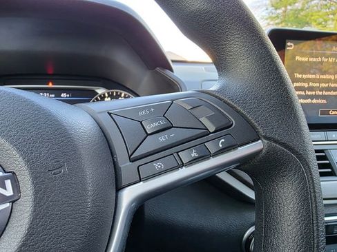 Used 2025 Nissan Altima 2.5 SV image 27