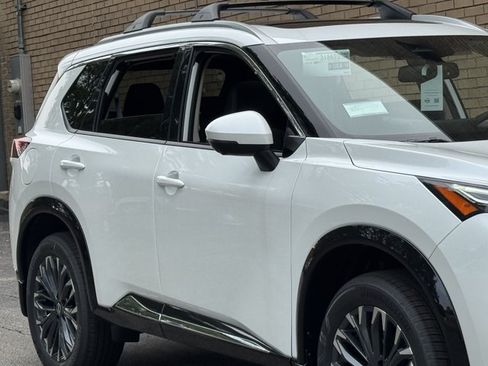 New 2026 Nissan Rogue Platinum AWD/4WD image 5