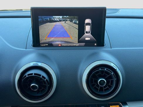 Used 2018 Audi A3 2.0T Premium w/ Convenience Package image 31