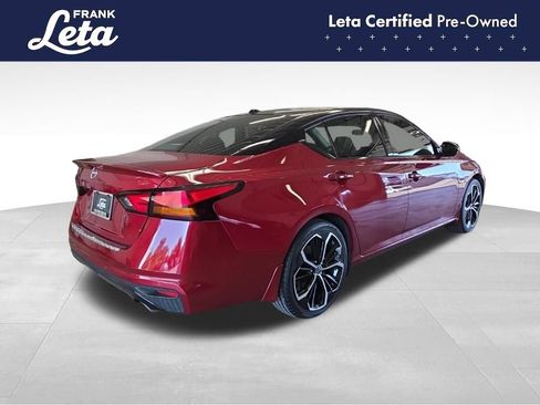 Used 2023 Nissan Altima 2.5 SR w/ SR Premium Package FWD image 6